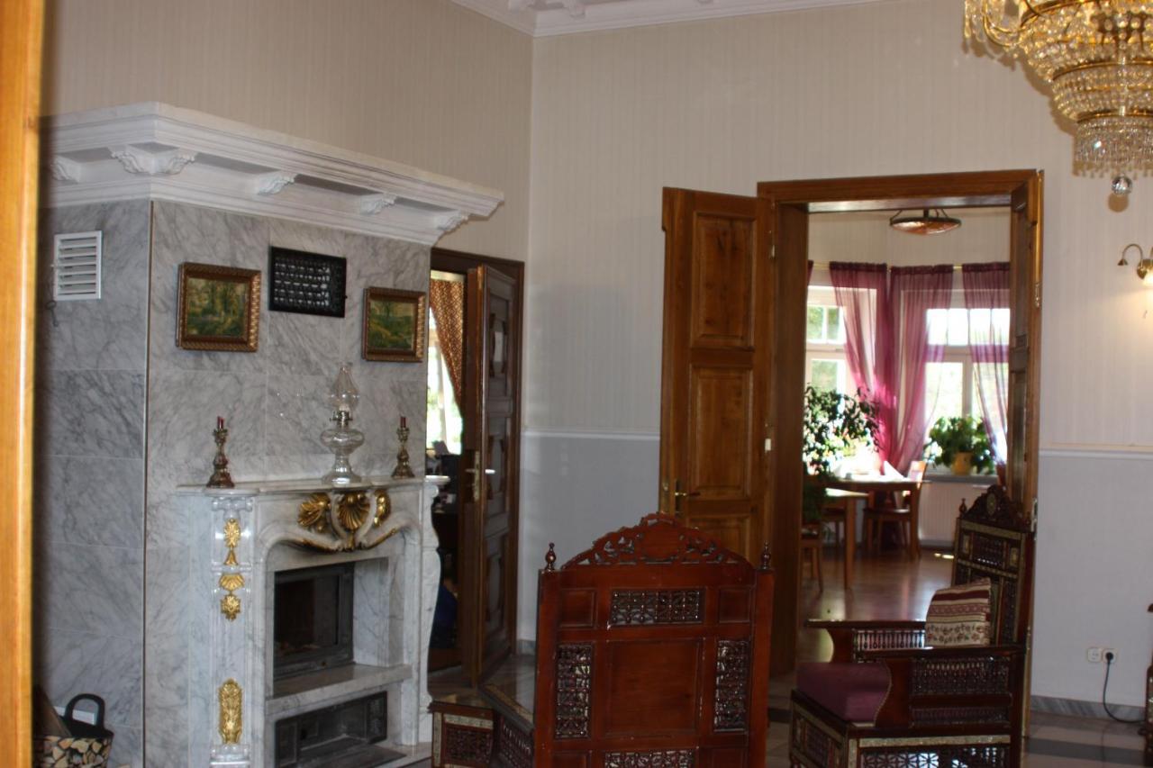 Villa De Baron Дрезден Екстериор снимка