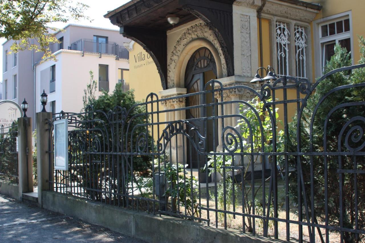 Villa De Baron Дрезден Екстериор снимка